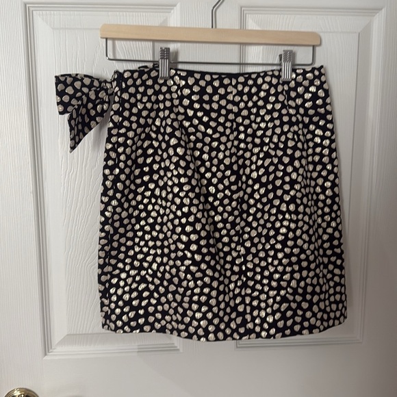 Chic Black and Gold Polka Dot Skirt faux wrap with bow jcrew size 2 - Picture 4 of 4